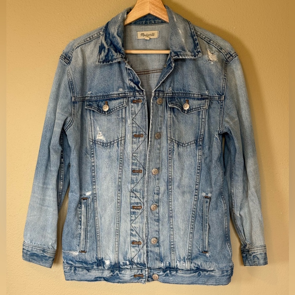 Madewell Oversized Distressed Denim Jacket in Junction Wash Size Small - Picture 2 of 8